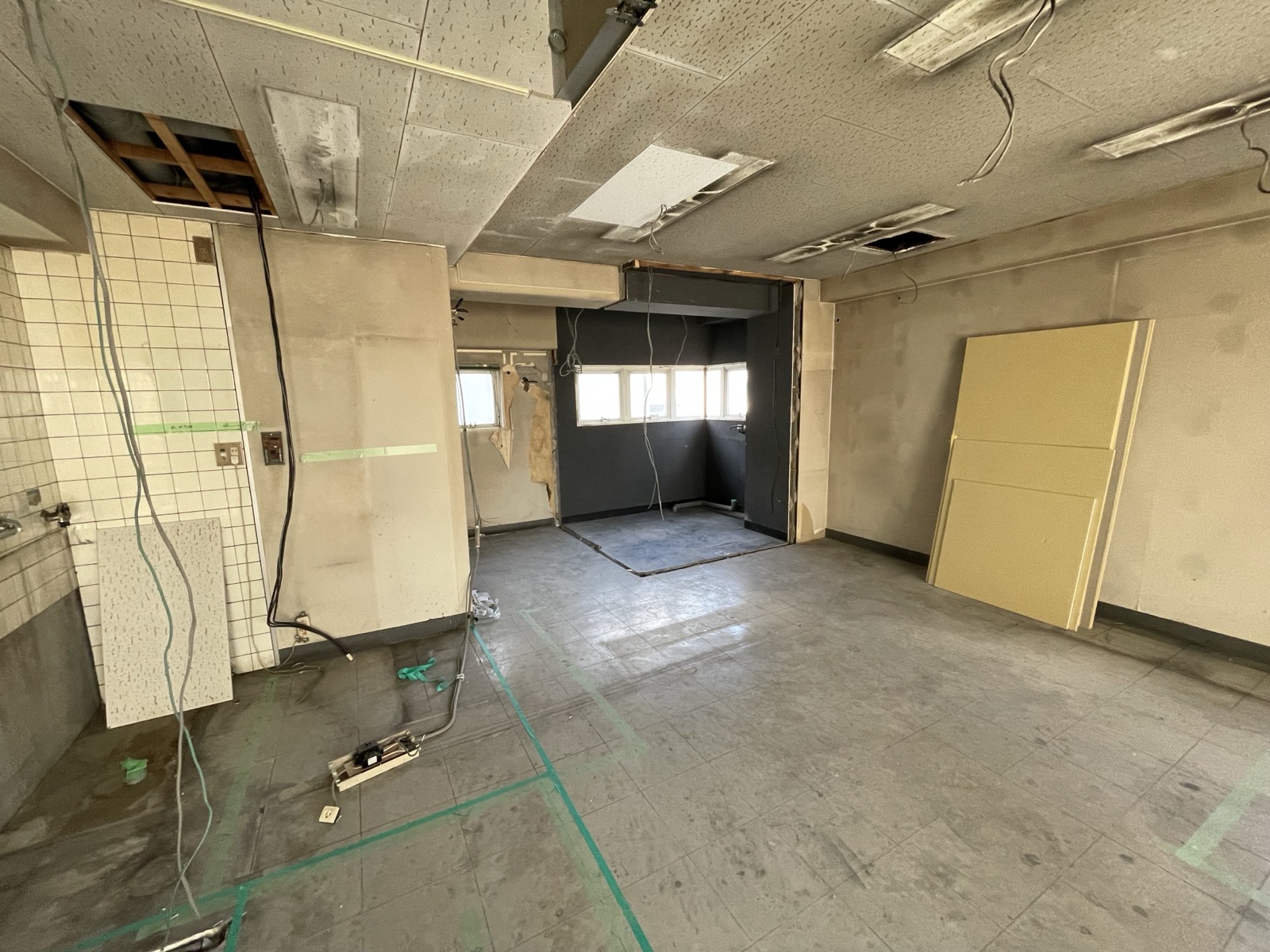 豊橋市コンバージョン 工事前 旧商業スペース